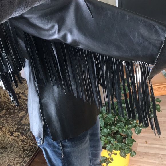 Genuine Leather Black Fringe Jacket - Picture 5 of 16